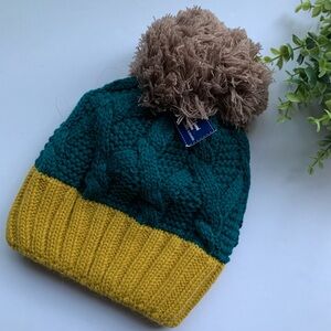 Jomni | NWT One Size Green-Teal/ Mustard Knit Hat with Pom Pom